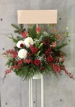 Xmasらしく華やかに♪ 12月のスタンド花｜「東京ガーデン」　（東京都港区の花キューピット加盟店 花屋）のブログ